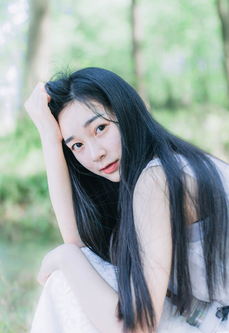 生活，是一种缓缓如夏日流水般地前进，我们不要焦急我们三十岁的时候，不应该去急五十岁的事情，我们生的时候，不必去期望死的来临，这一切，总会来的。